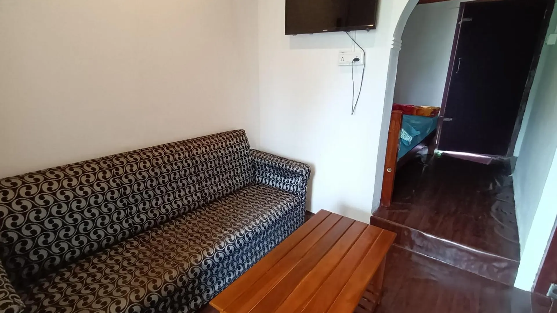 Pambaar River View Homestay Kanthalloor