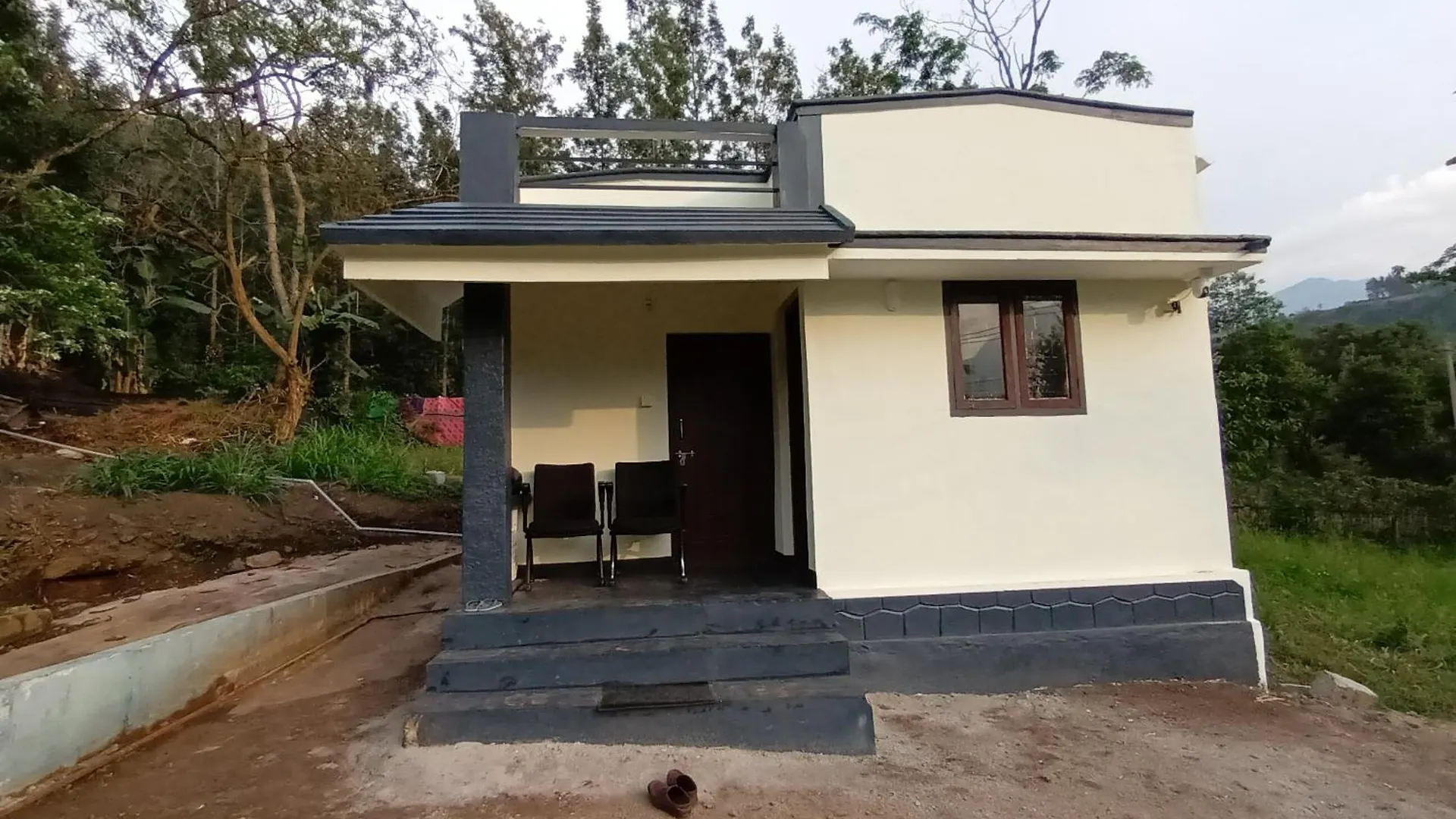 Pambaar River View Homestay Kanthalloor